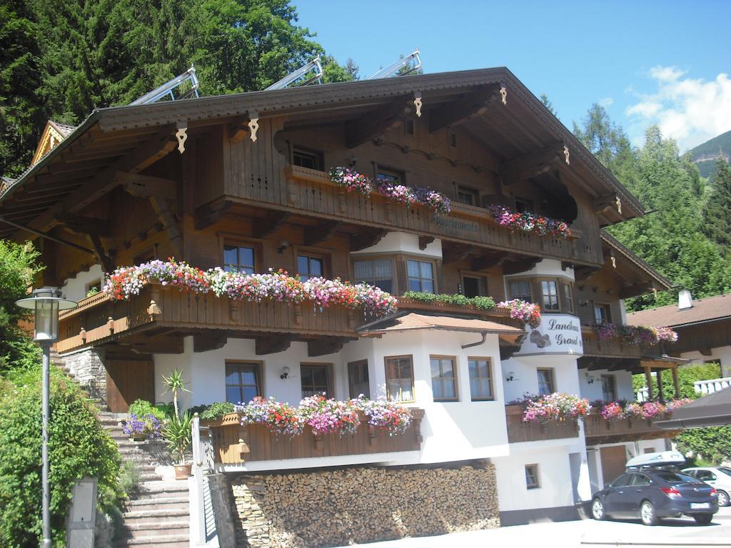 Landhaus Granat Mayrhofen Ngoại thất bức ảnh