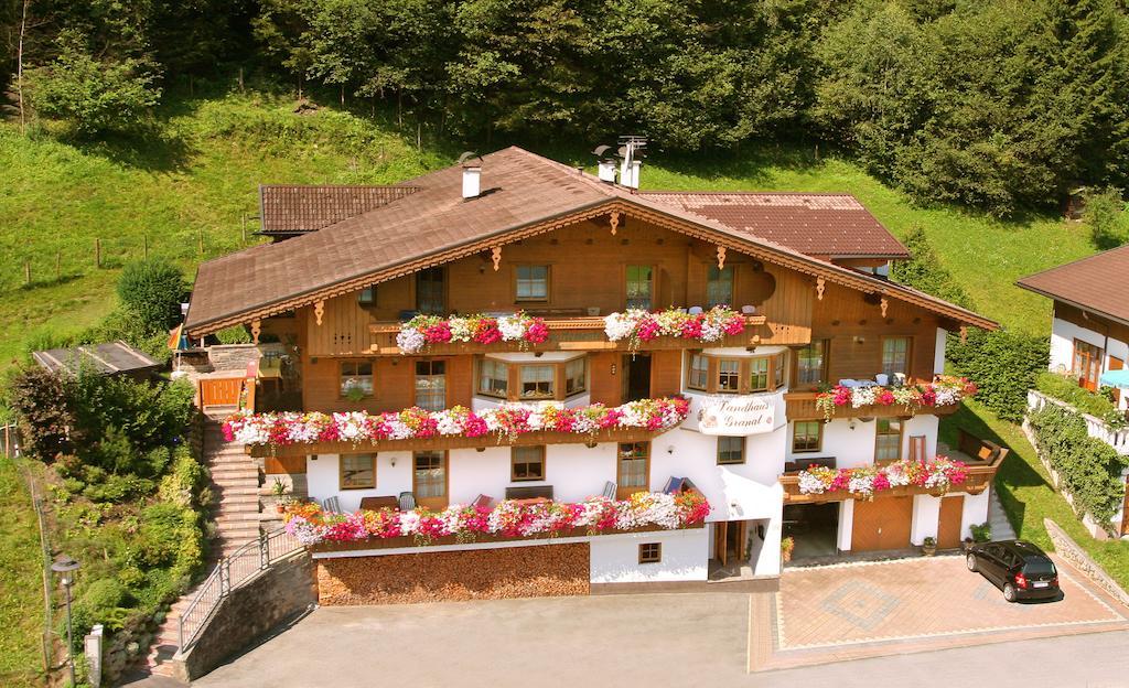 Landhaus Granat Mayrhofen Ngoại thất bức ảnh