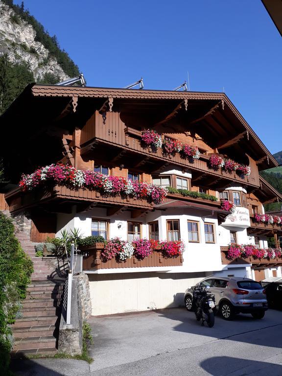 Landhaus Granat Mayrhofen Ngoại thất bức ảnh